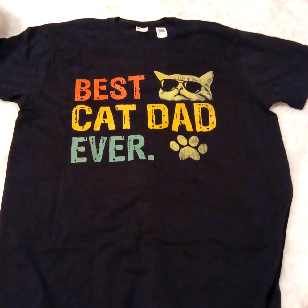 BEST CAT DAD EVER TSHIRT SIZE XL